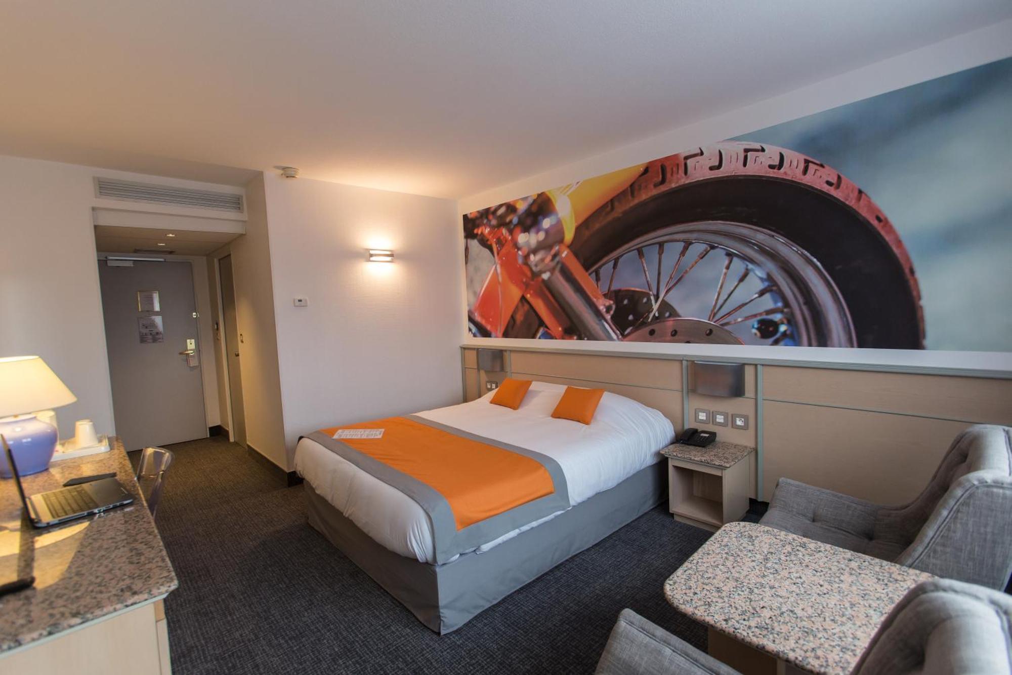 Hotel Le Paddock Magny-Cours Cameră foto